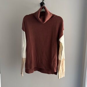 Tularosa Brown Turtleneck Sweater With Colorblock Sleeves